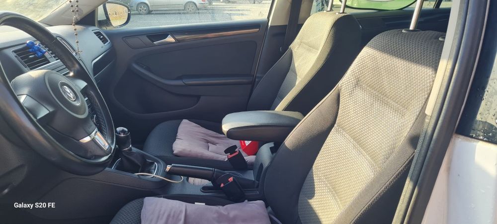 Volkswagen Jetta 6500 euro /usor negociabil