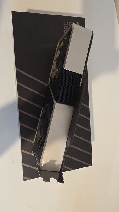 placa video Nvidia RTX 3060 TI founders edition