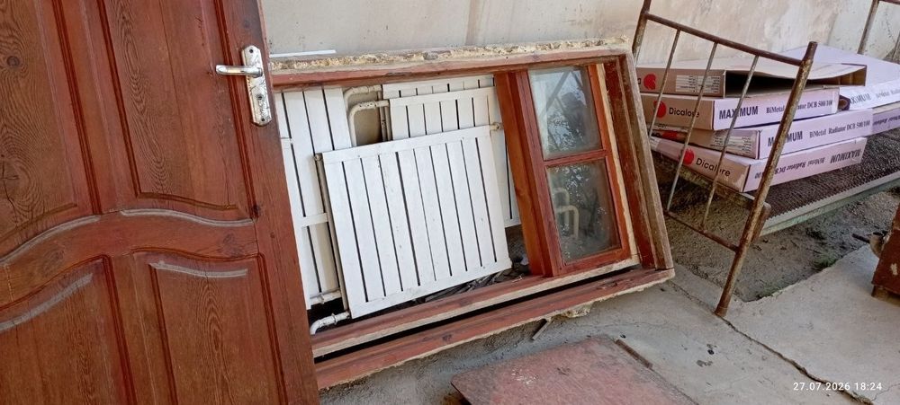 Katyol, radiator, eshik sotiladi