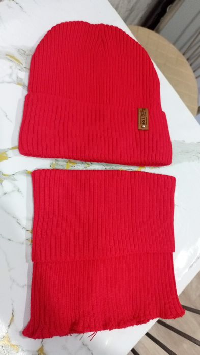 Шапка снуд, сапоги