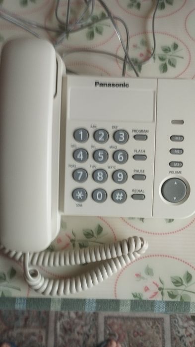 Телефон стационарный 2 шт