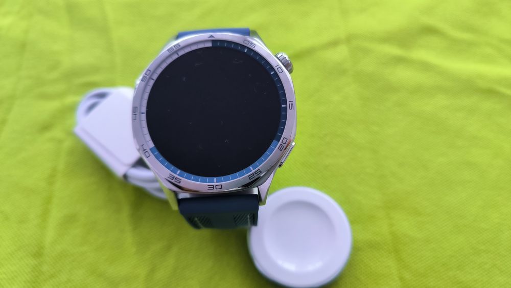 HUAWEI Watch GT 5 Blue   ( nou, neutilizat)