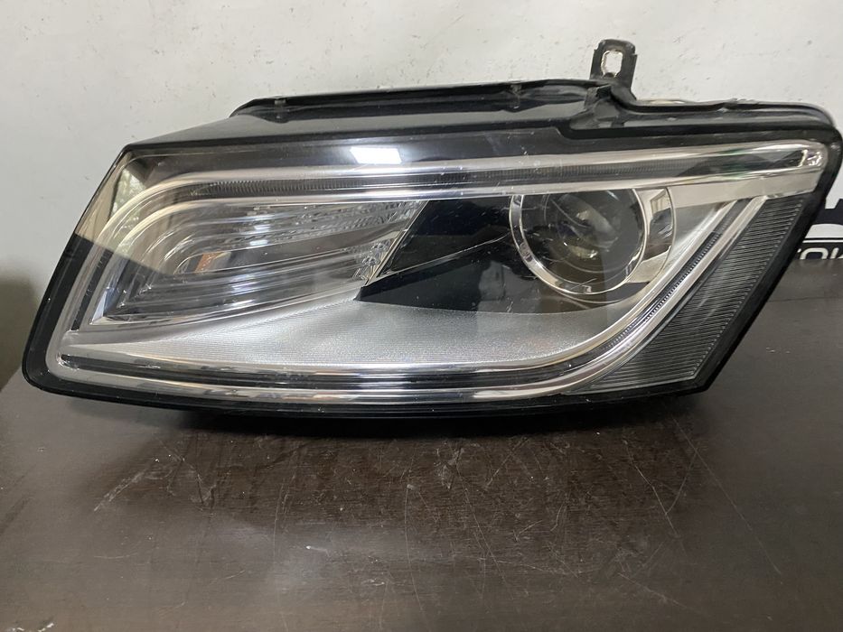 Far stanga bixenon si led Audi Q5 8R facelift