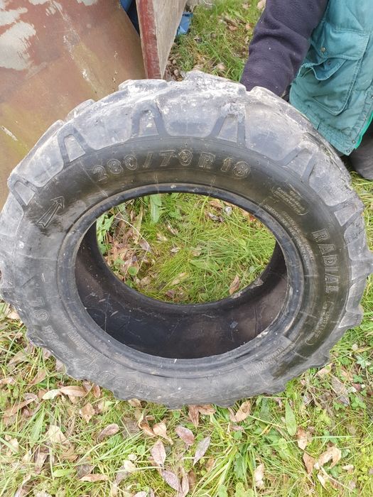 Cauciucuri de vanzare 2buc față 280/70R18