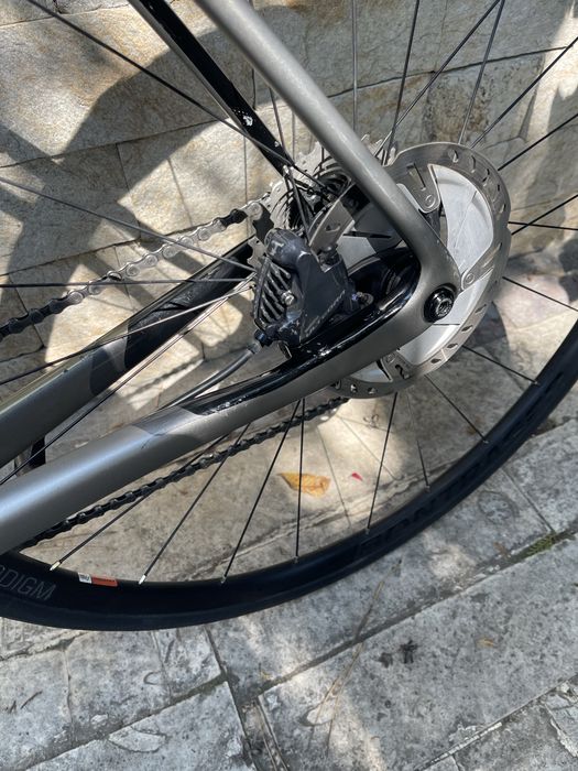 Карбонов шосеен велосипед Trek Domane SL6, рвзмер Л-56