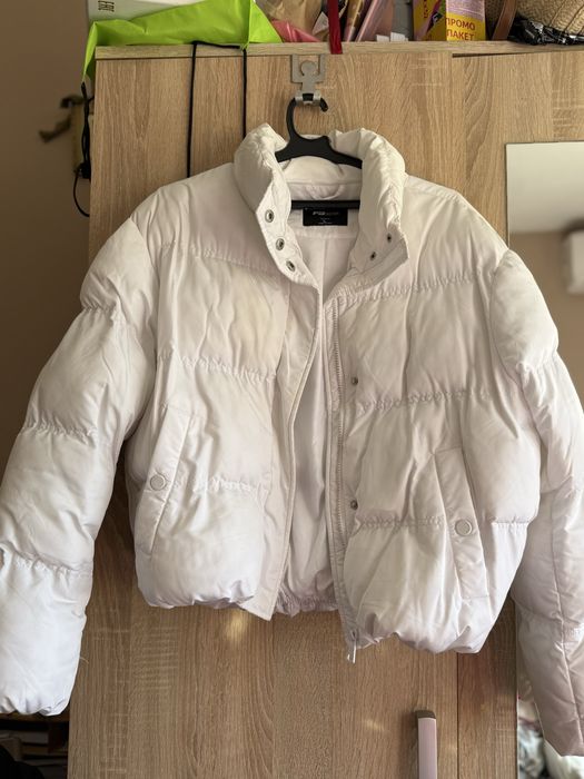 Бяло зимно яке New Yorker с пух