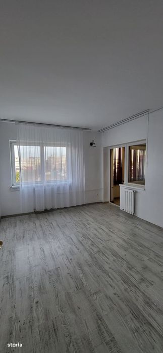 Birouri amenajate la strada Bulevard