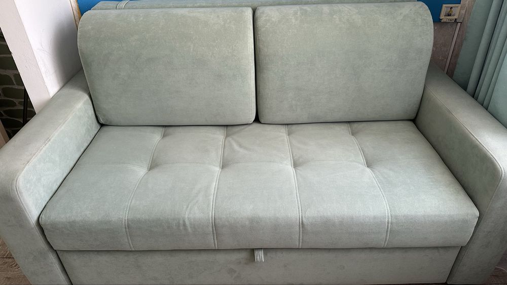 Продам диван в отличном состоянии