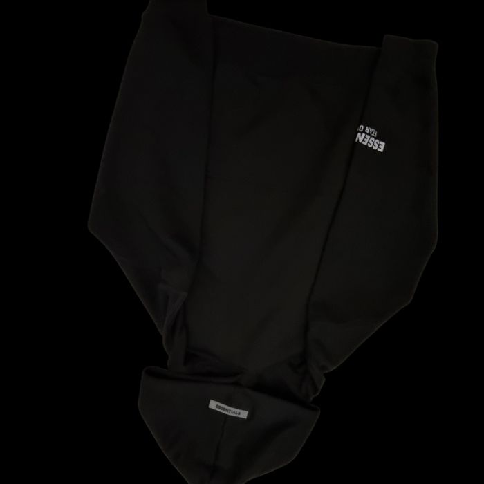 Новый худи essentials