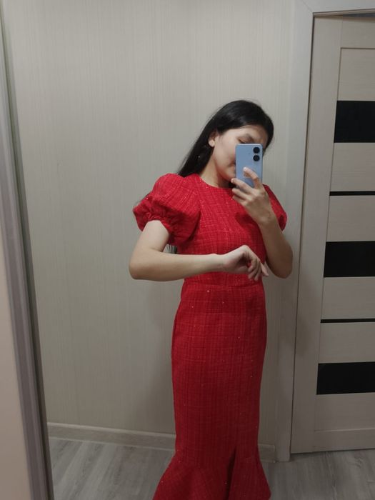 Продам женское платье