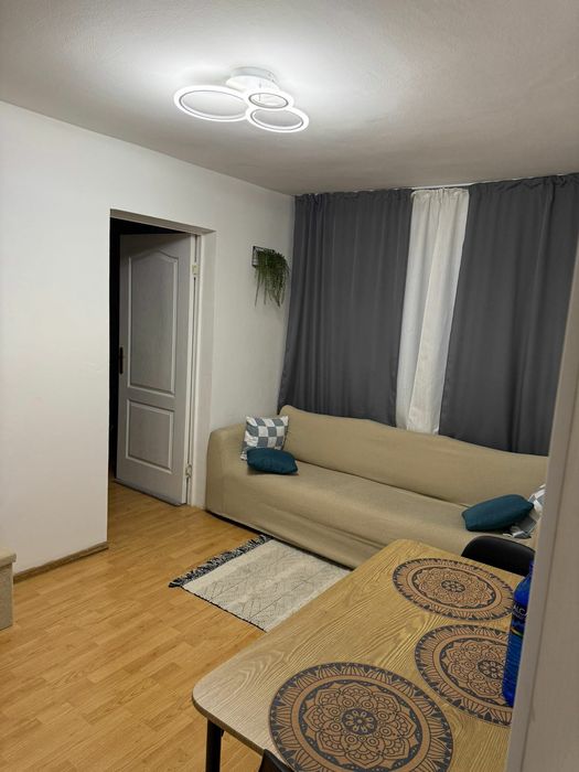 Apartament de inchiriat