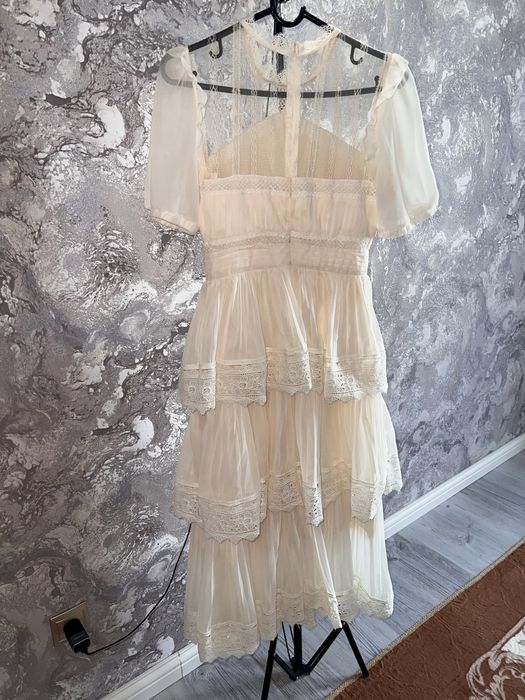 Продаётся платье