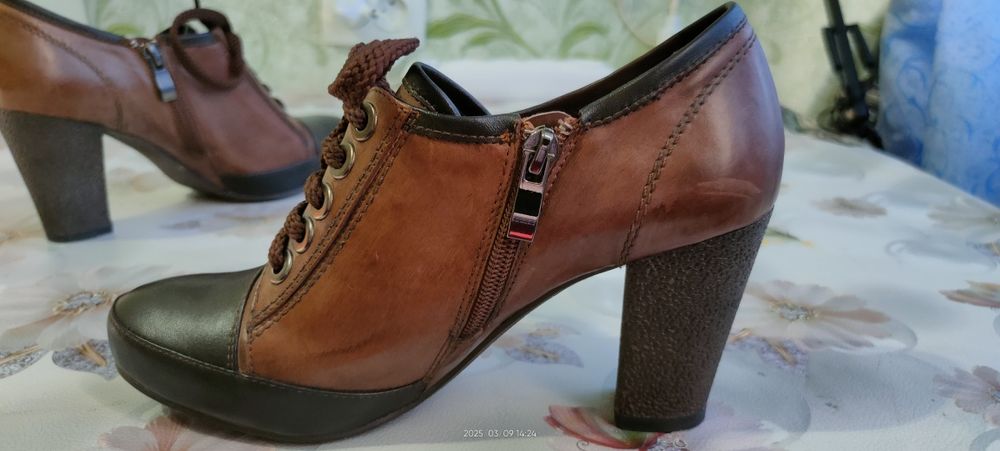 Продаются ботильоны из натуральной кожи