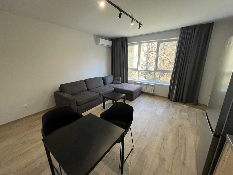 Дава се под наем Двустаен апартамент в София, Център - 65 кв.м за 510 € - Снимка #3