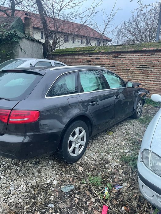 Audi A4 2011 avariat