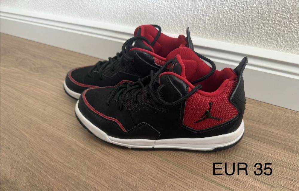 Спортни обувки за момче номер 35-37