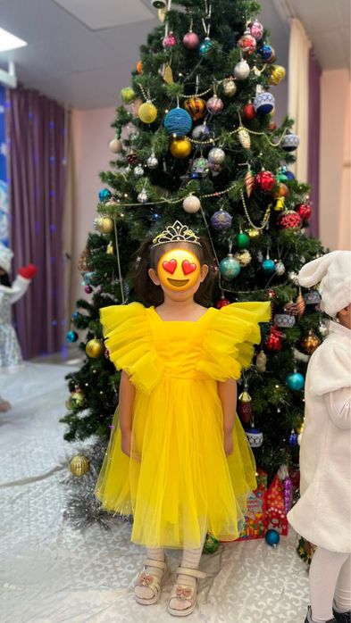 Нарядное платье для девочки