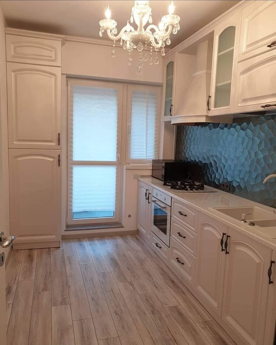 Bucatarie cu fronturi din mdf frezate