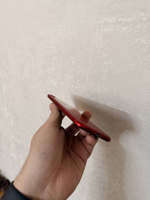 IPhone 8/64Gb Red - В идеальном состоянии