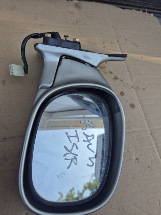 Oglinzi Toyota Rav4 1. 1998-2000 Preț bucata.