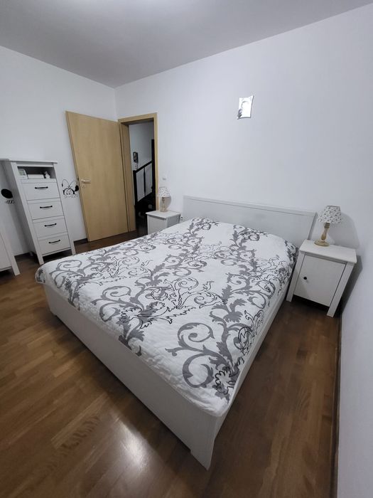 Vând apartament cu 3 camere
