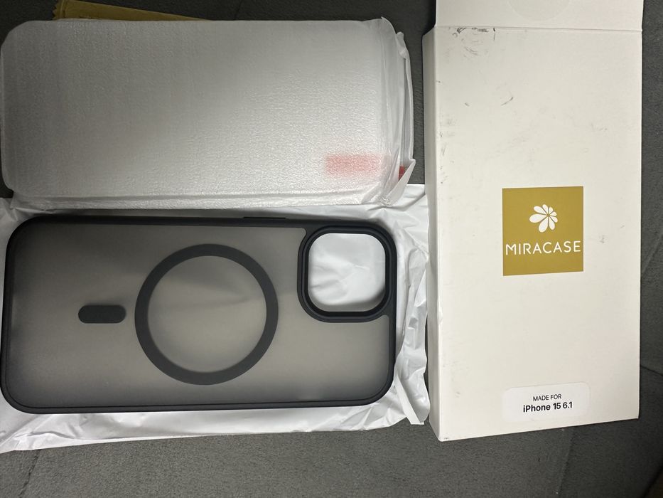 Кейс IPhone 16 pro (съвместим за MagSafe)