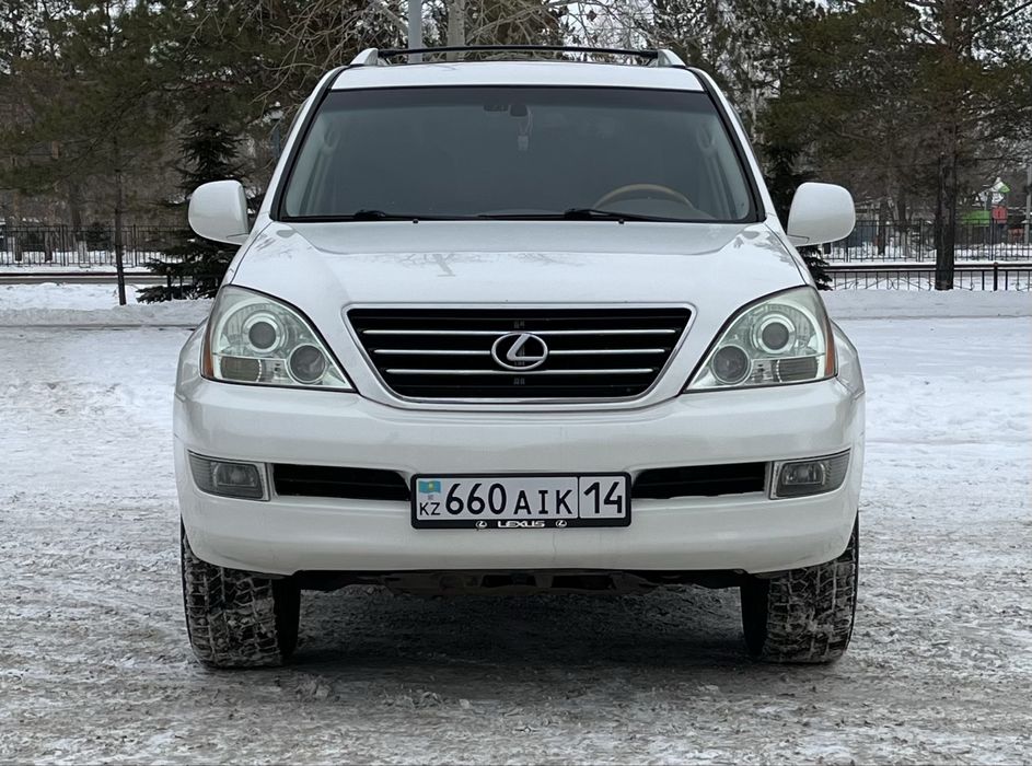 Lexus GX470.