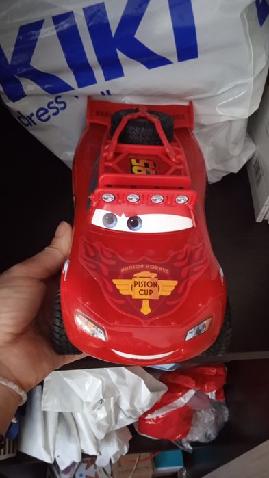 Детски коли Маккуин и Хот уилс акула