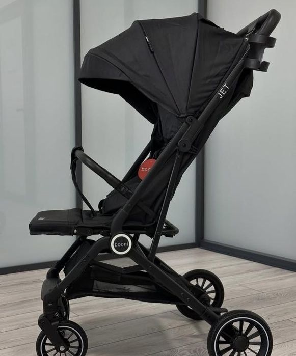 Детская коляска.