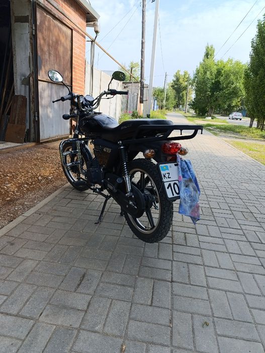 Новый мотоцикл Racer