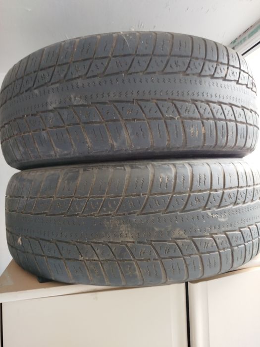 Покрышки на автомобиль