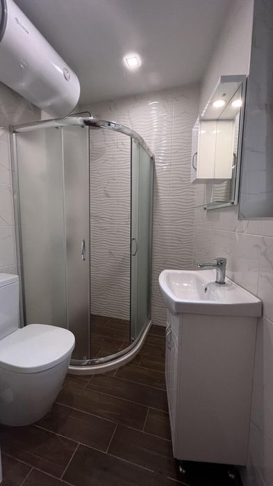 Дава се под наем Тристаен апартамент в Варна, Център - 70 кв.м за 800 € - Снимка #14