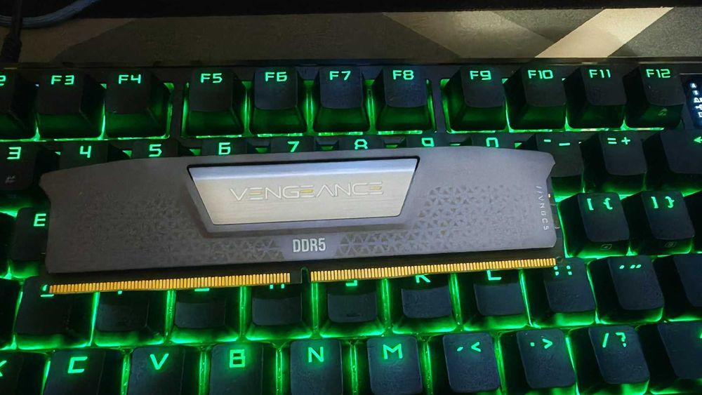 Рам памет Corsair Vengeance 1x16GB 16GB  6000Mhz DDR5 CL30