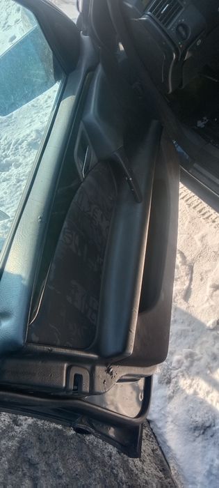 Дверные карты Мерседес 210й