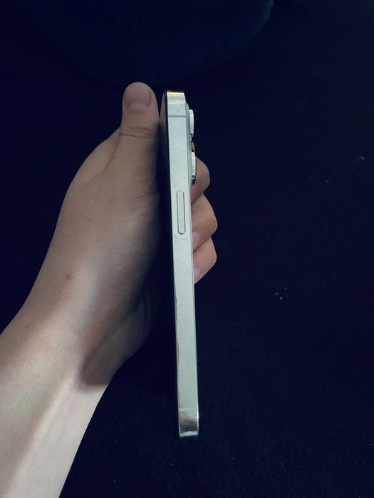 Продам Айфон 14 про 256 гб