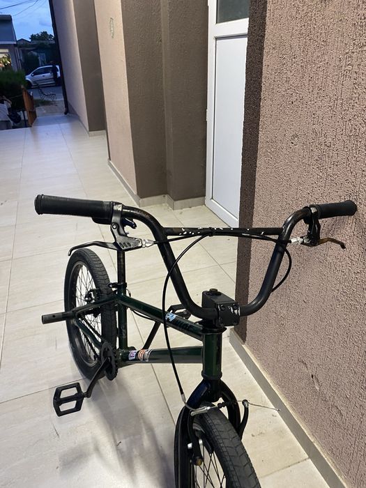 Vand bmx cu peguri
