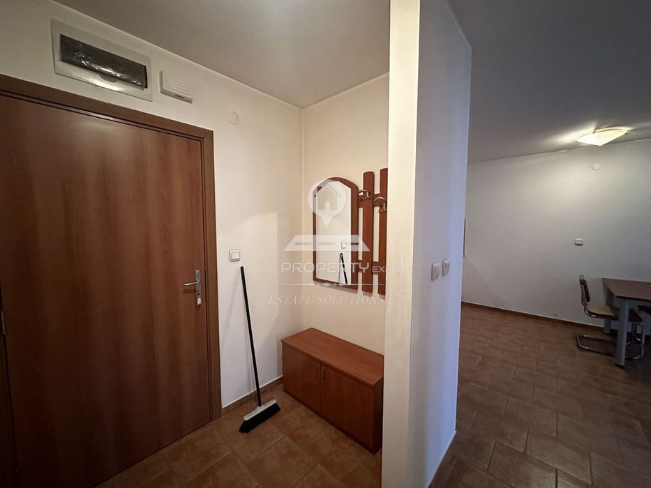 Дава се под наем Двустаен апартамент в Банско - 70 кв.м за 460 € - Снимка #1