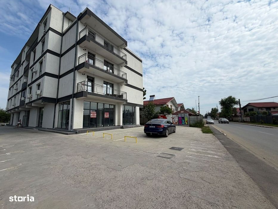 Spatiu Comercial De Vanzare- 371 Mp, Stradal, Bloc Nou, Comision 0%