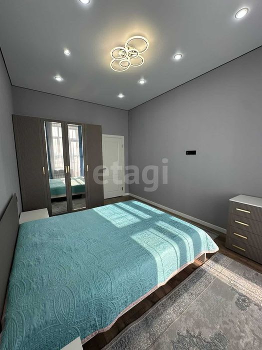 Продам 2 комн. кв. 20 мкр.