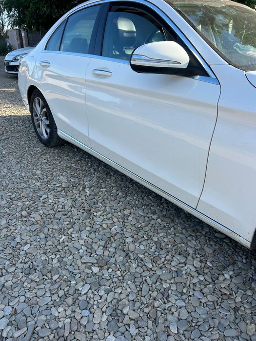 Ușă dreapta față Mercedes C class W205