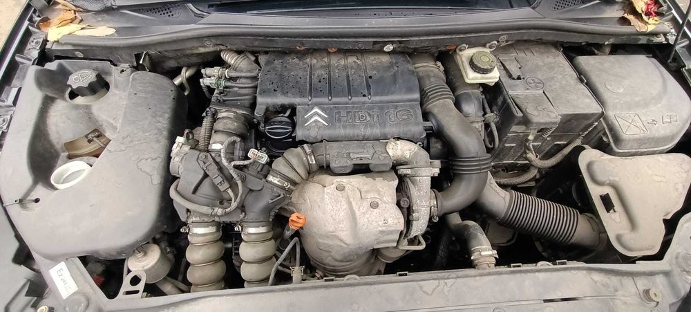 Dezmembrez Citroen C4 1.6 HDi an 2007 cod motor 9HZ 109 CP