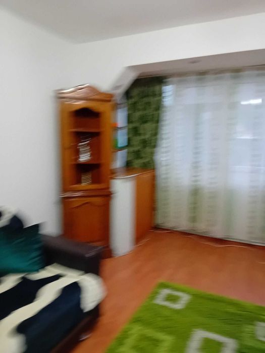 Inchiriez apartament cochet direct proprietar