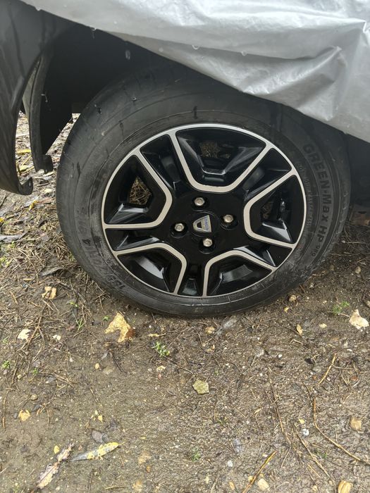 Roata completa capac roata Dacia Spring dezmembrari dacia spring