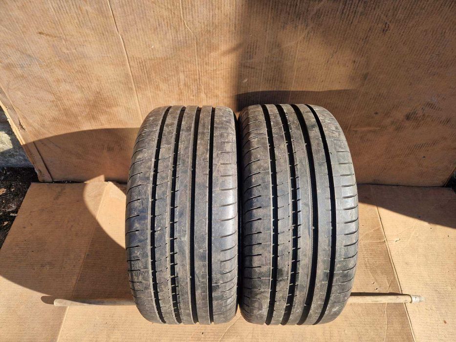 2 Goodyear R17 245/40 Летни гуми  DOT5018