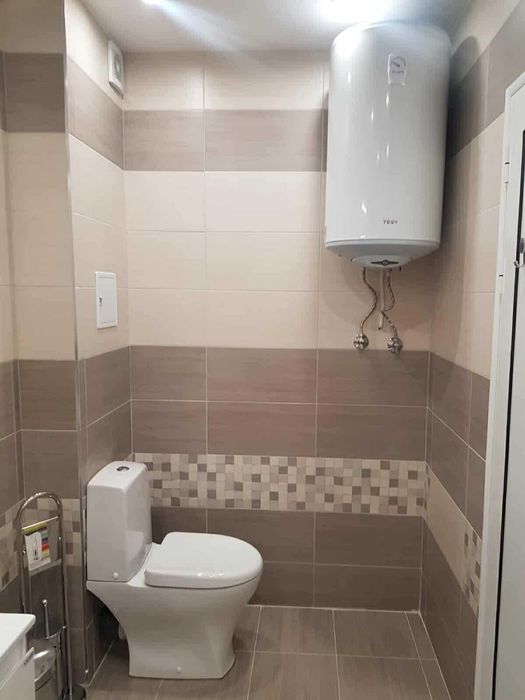 Дава се под наем Двустаен апартамент в София, Кръстова вада - 72 кв.м за 650 € - Снимка #2