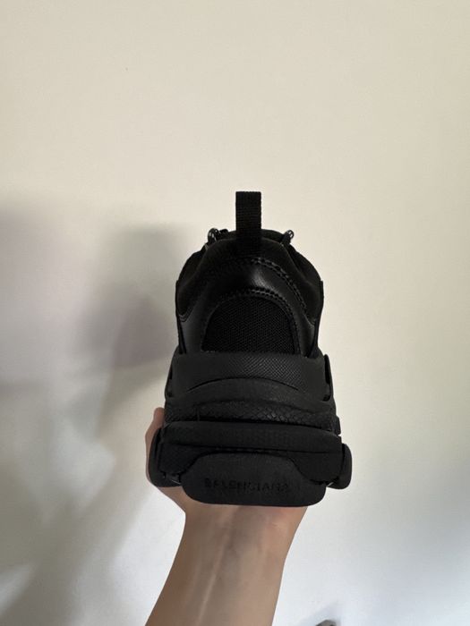 Balenciaga Striple S Full Black
