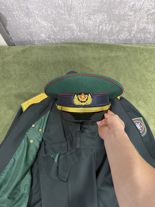 Парадная офиска форма для пограничкников
