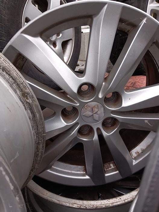 Оригинални лети джанти за Митсубиши