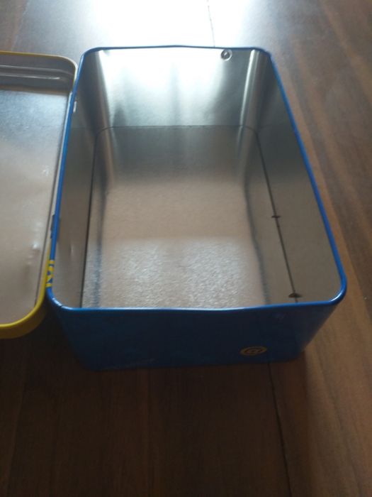 Кутии за съхранение-дървена с инкрустации и метална на Дисни