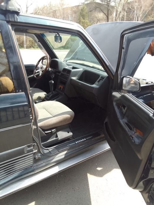 Suzuki vitara 1,6 бензин. Автомат.